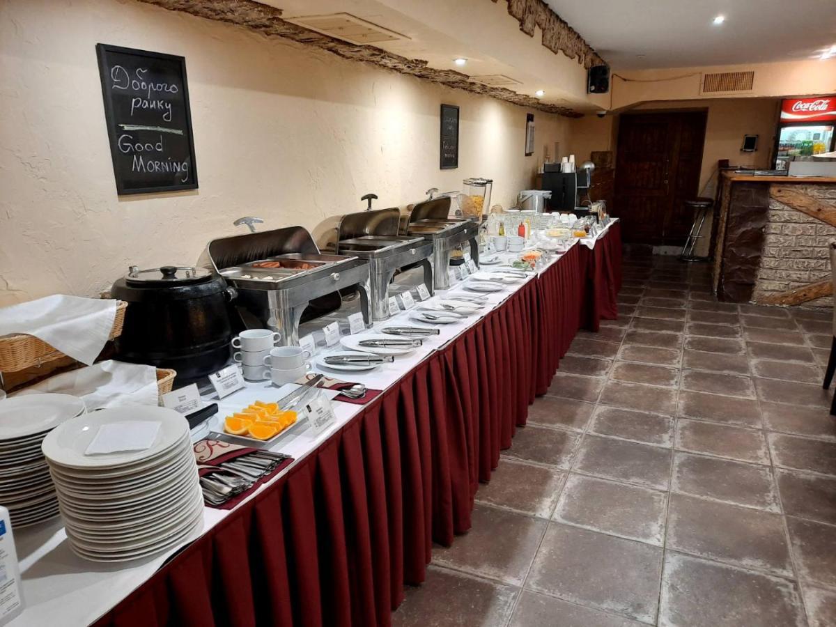Optima Kropyvnytskyi Hotel Kültér fotó