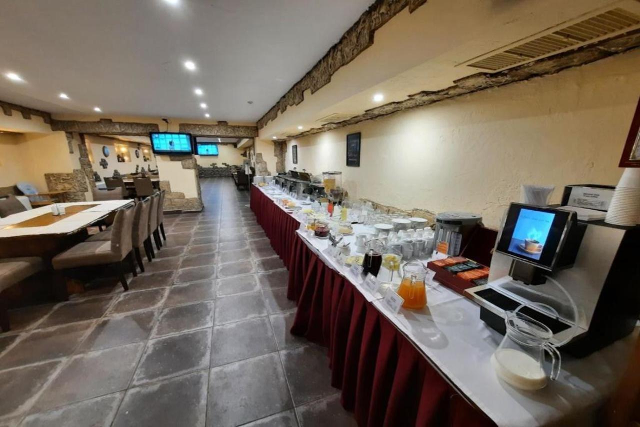 Optima Kropyvnytskyi Hotel Kültér fotó