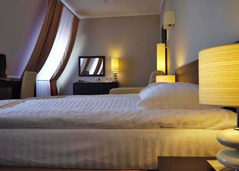 Optima Kropyvnytskyi Hotel Kültér fotó