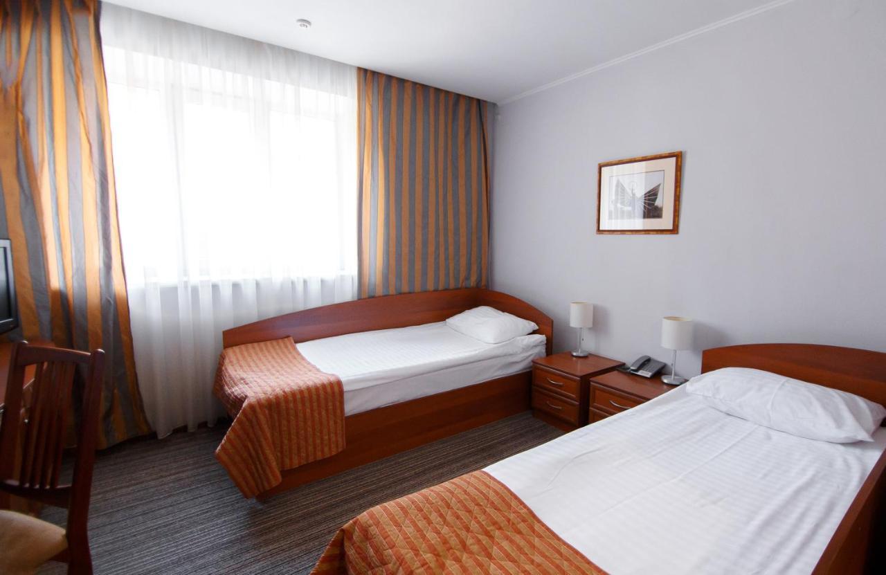 Optima Kropyvnytskyi Hotel Kültér fotó