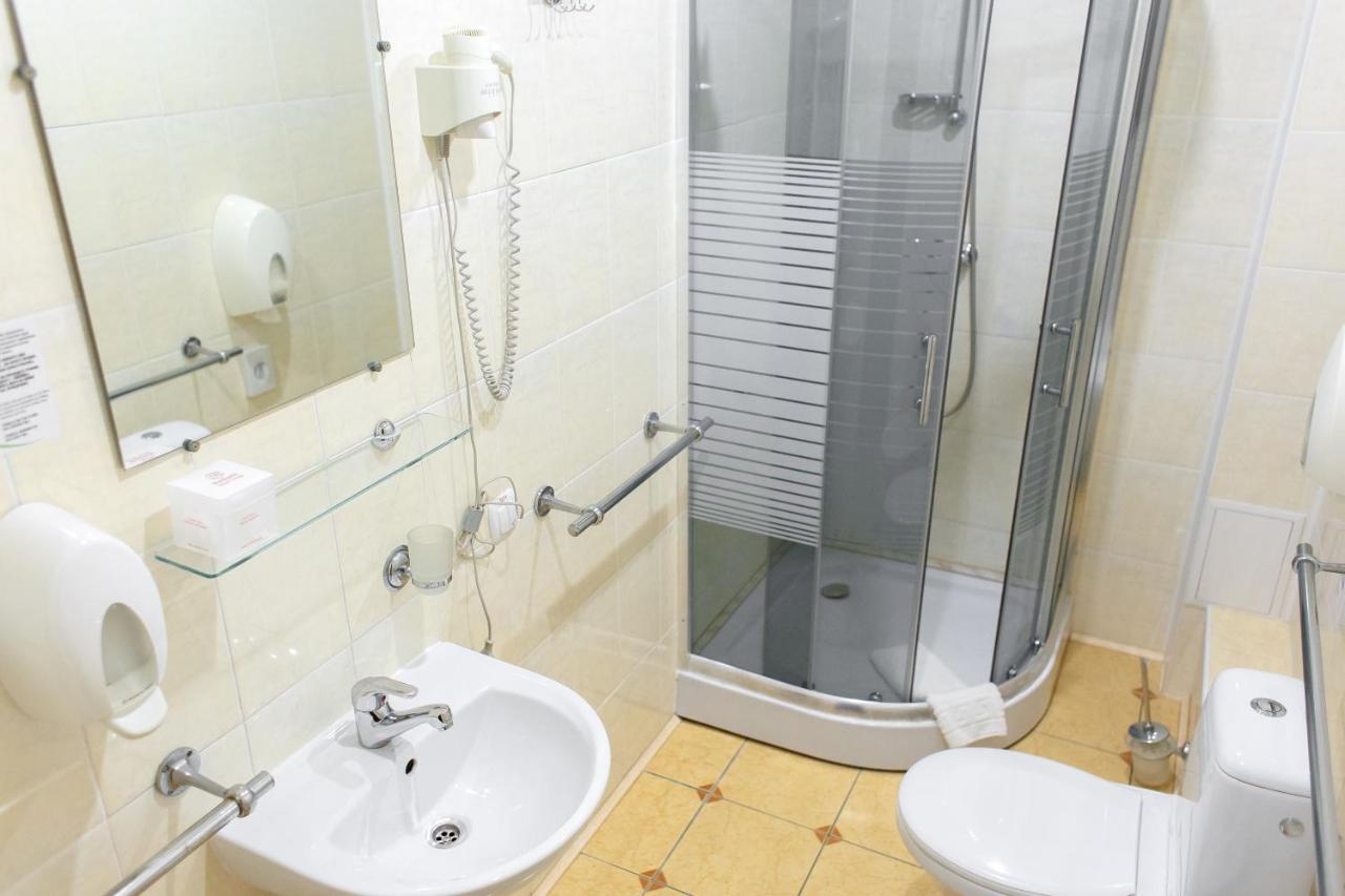 Optima Kropyvnytskyi Hotel Kültér fotó